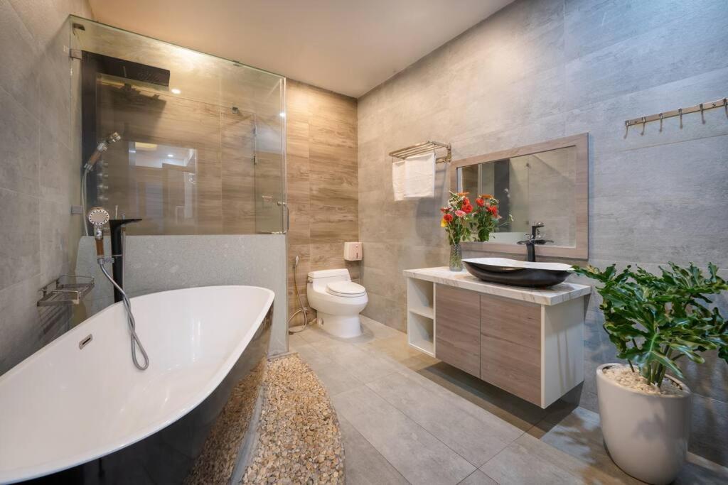 Rocky Pool Biệt thự *